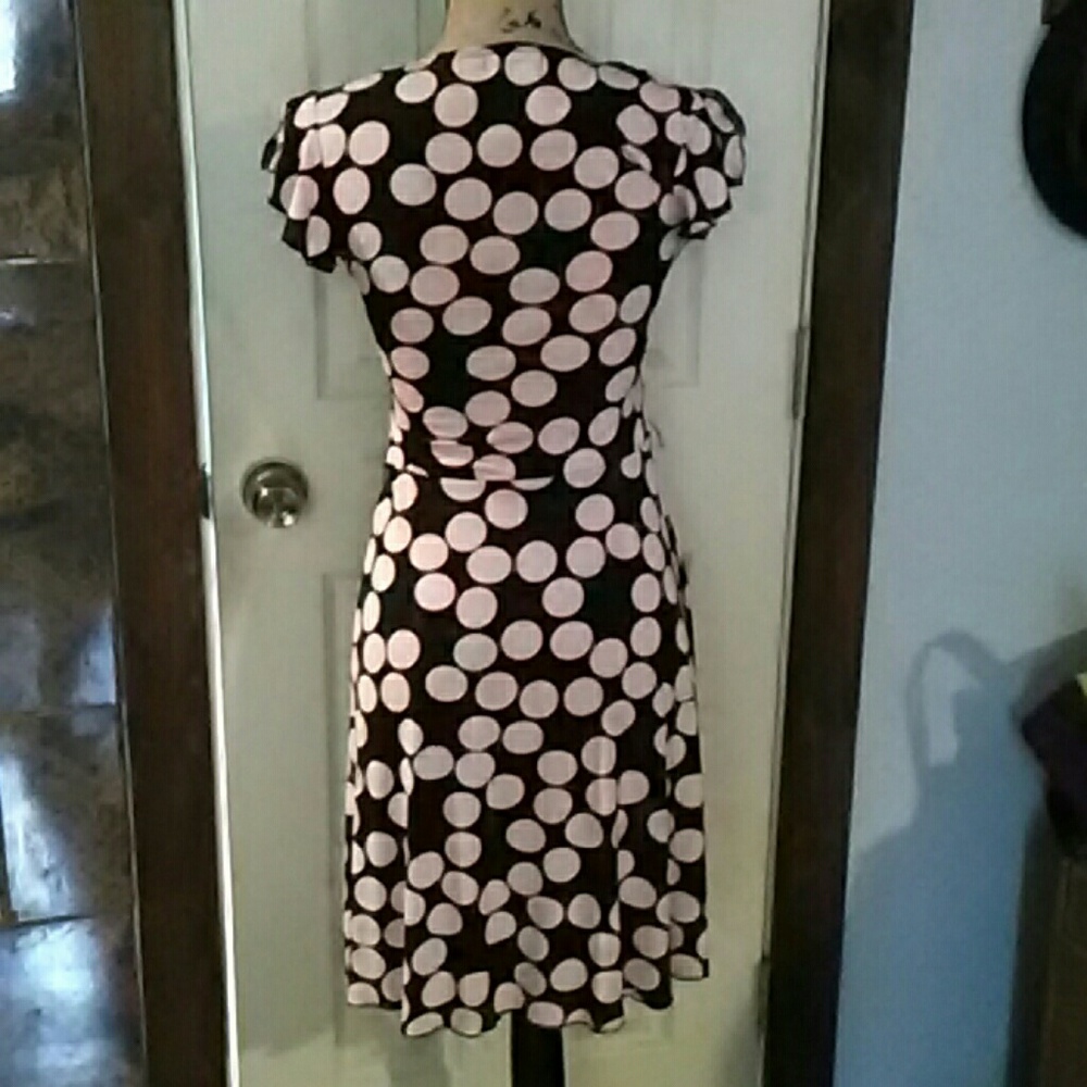 Polka dotted dress - Picture 3 of 3